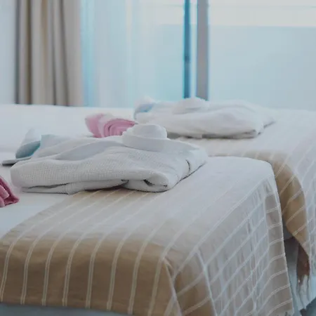 Lejlighedshotel Typic Marina Playa - Adults Only 4*