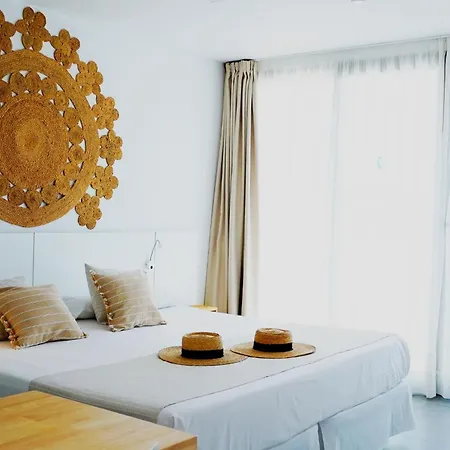Typic Marina Playa - Adults Only 4*