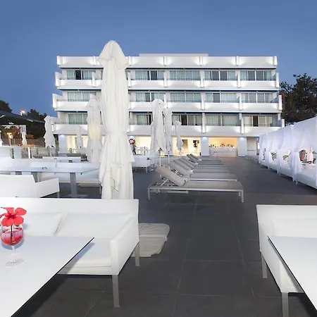 Typic Marina Playa - Adults Only 公寓式酒店 聖安東尼奧